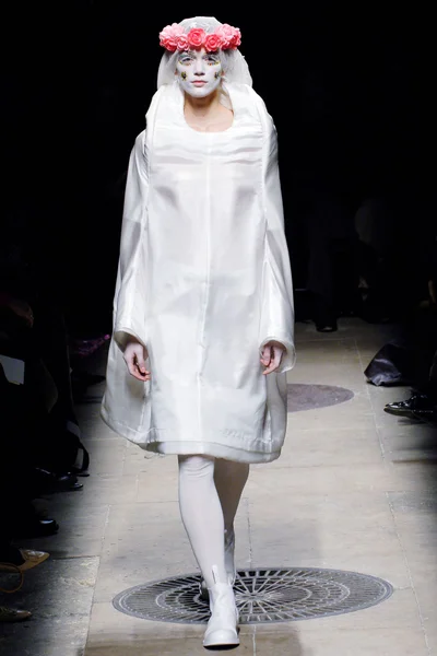 Look 29